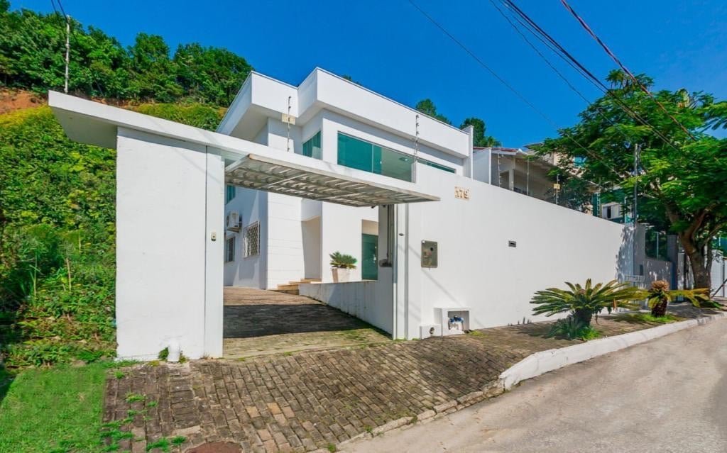 Excelente Casa s Amores Balneário Camboriú