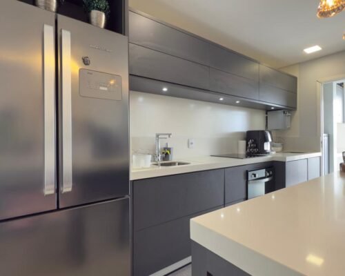 Apartamento mobiliado, com duas suítes e duas vagas, Dom Bosco - Itajaí